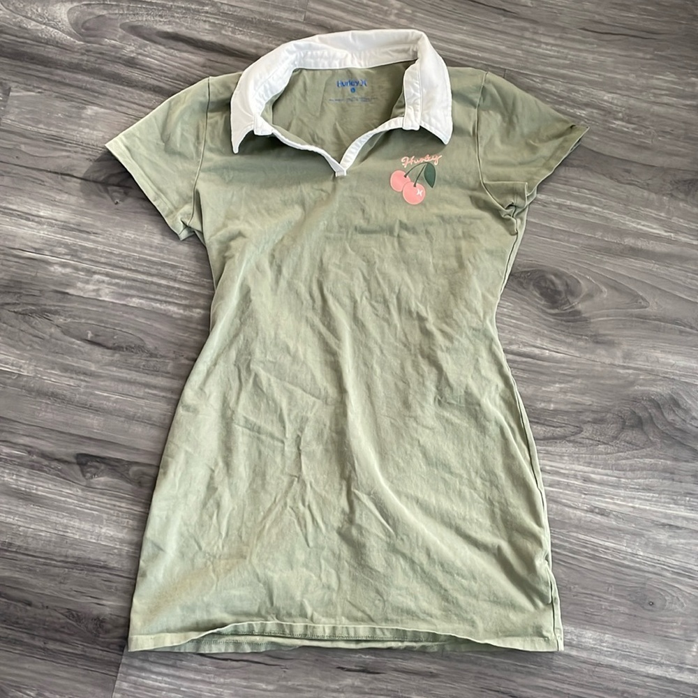 🚨Women’s Hurley dress cherries size large green